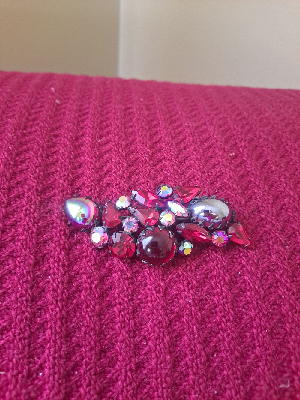 Regency Rhinestone Cluster Brooch in Fuchsia Pink